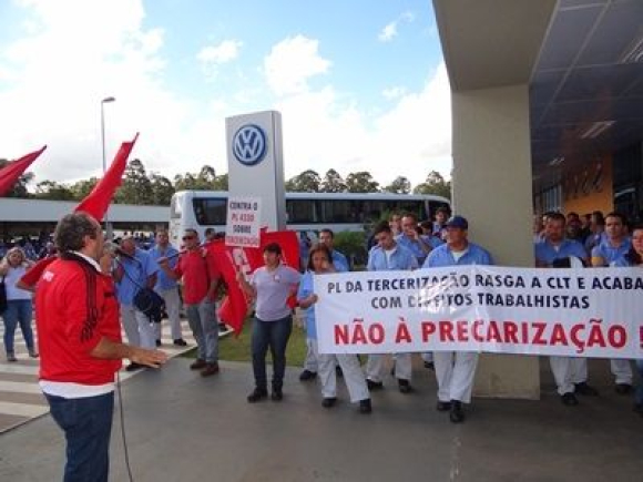 São Carlos (SP): protestos aconteceram nas fábricas