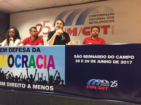 Mesa de conjuntura nacional e internacional / / Créditos: CNM/CUT Mesa de conjuntura nacional e internacional