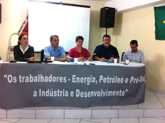 Paulo Cayres (2º a partir da dir.) destacou importância do macrossetor / / Créditos: Divulgação Paulo Cayres (2º a partir da dir.) destacou importância do macrossetor