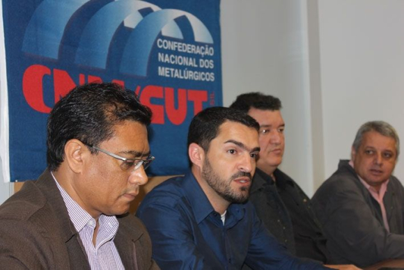 A partir da esq., Denilson, Adriano, Paulão e Biro-Biro / / Créditos: CNM/CUT A partir da esq., Denilson, Adriano, Paulão e Biro-Biro