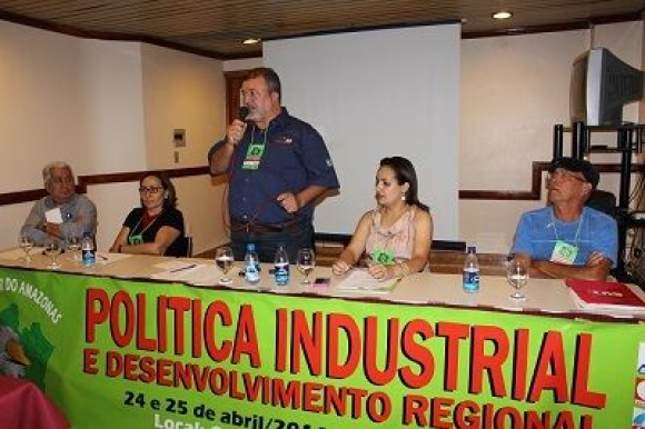 Paulo Cayres e a coordenação nacional do MSI / / Créditos: CNM/CUT Paulo Cayres e a coordenação nacional do MSI