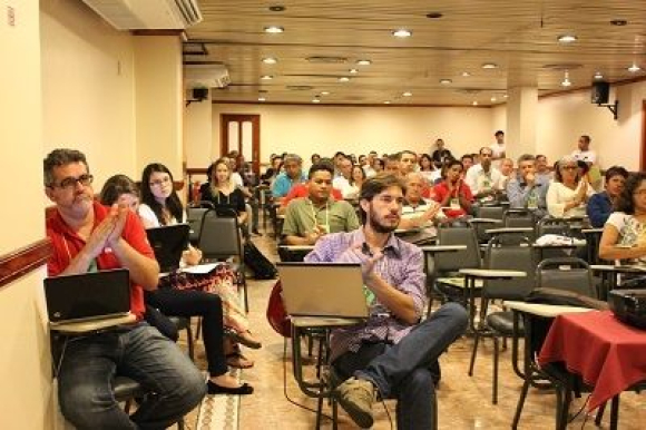 Encontro reuniu mais de 100 pessoas / / Créditos: CNM/CUT Encontro reuniu mais de 100 pessoas